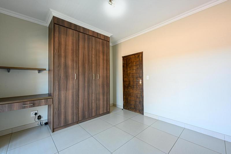 To Let 1 Bedroom Property for Rent in Die Bult North West